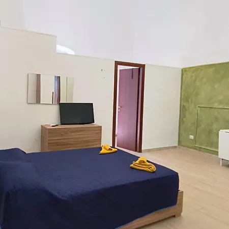 Alighieri Apartment